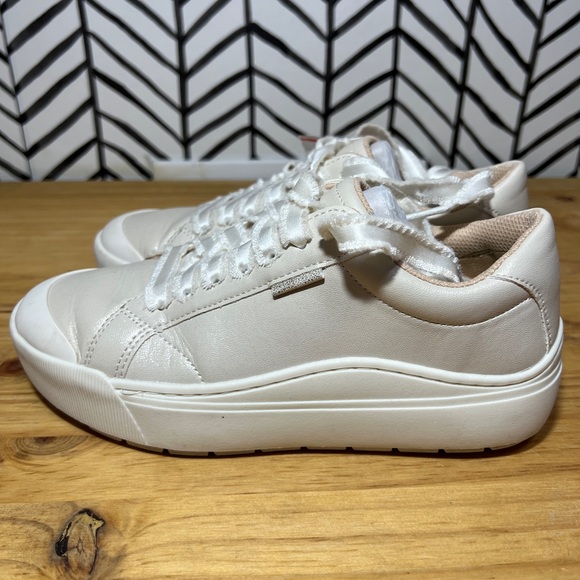 Dr. Scholl's Women's Time Off Sneaker size 7 - Picture 6 of 11